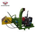 Diesel engine mobile wood shredder for branches